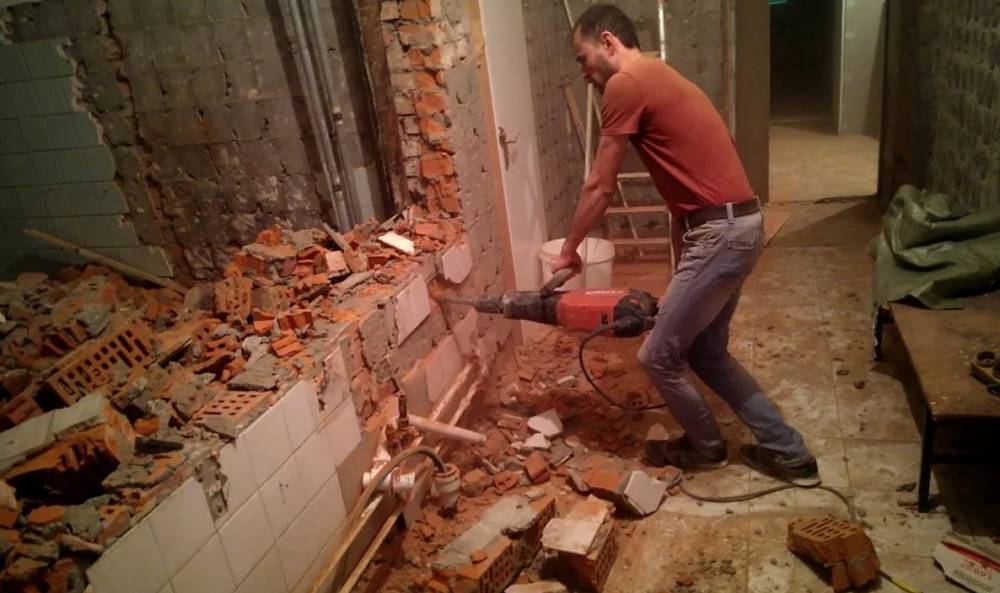 Демонтаж стен в Воронеже, снос стены Воронежская область