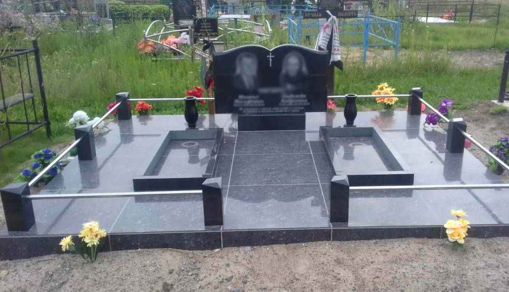 Благоустройство мест захоронений Масловка, установка памятника в Масловке Воронежской области